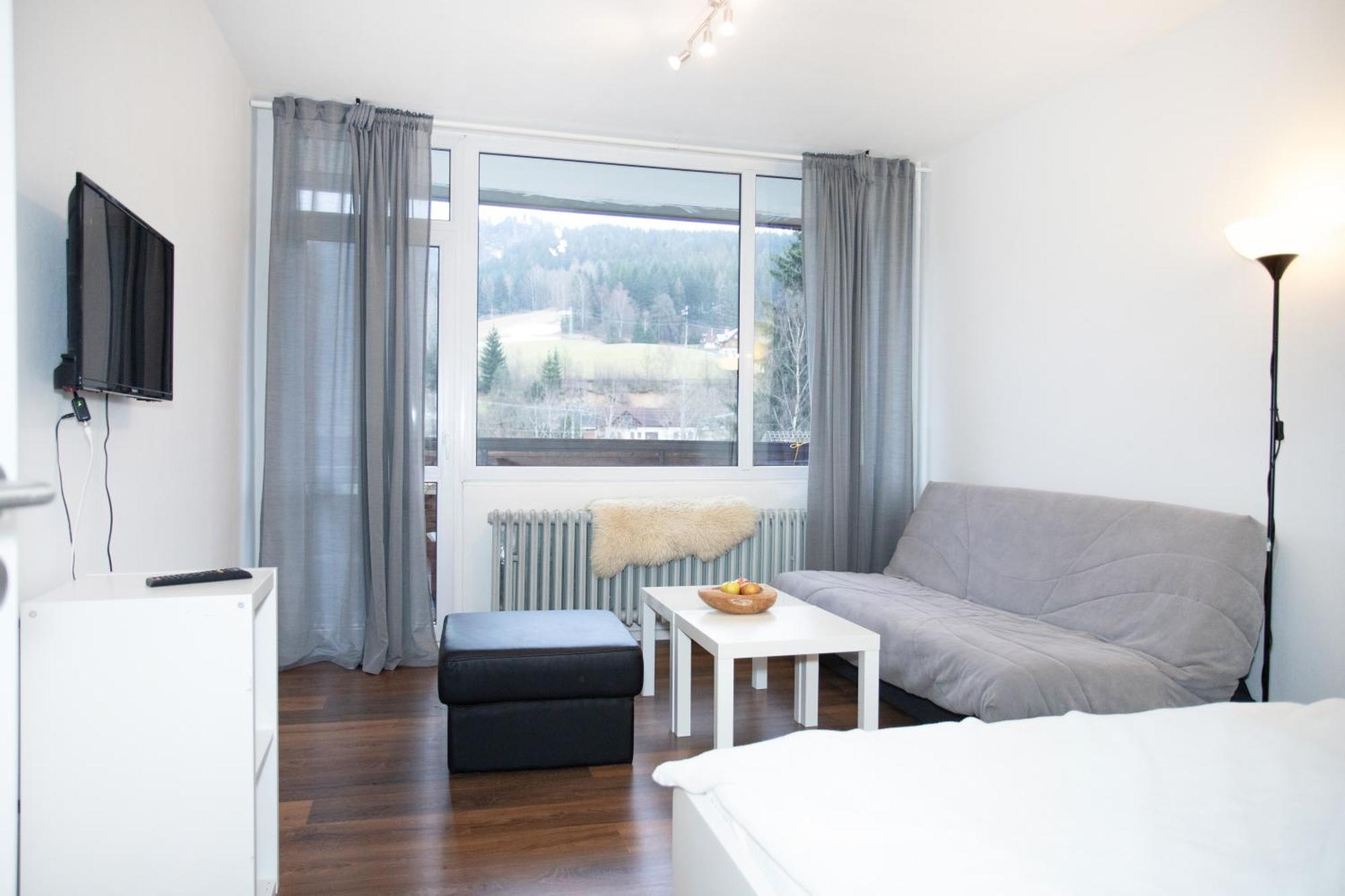 Apartmany Na Tanvaldskem Spicaku Jiretin pod Bukovou ภายนอก รูปภาพ